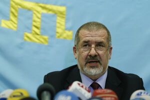 Чубаров считает, что Кремль пытается вытеснить татар с территории полуострова