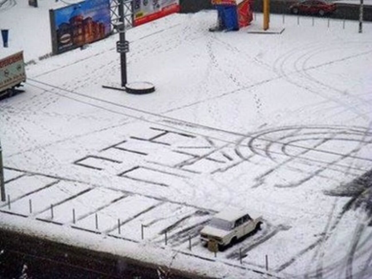 В Киеве выпал первый снег