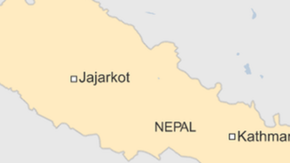 10 пассажиров автобуса сумели выплыть самостоятельно