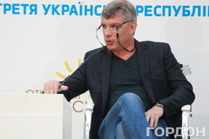 Немцов: Путин не хочет выдавать Украине Януковича, потому что видит в нем близкую, родную кровь
