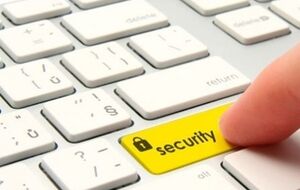 Отправлять информацию злоумышленникам может любое устройство, подключенное к интернету