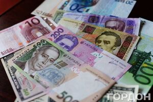 Официальный курс гривны приближается к 15 грн/$