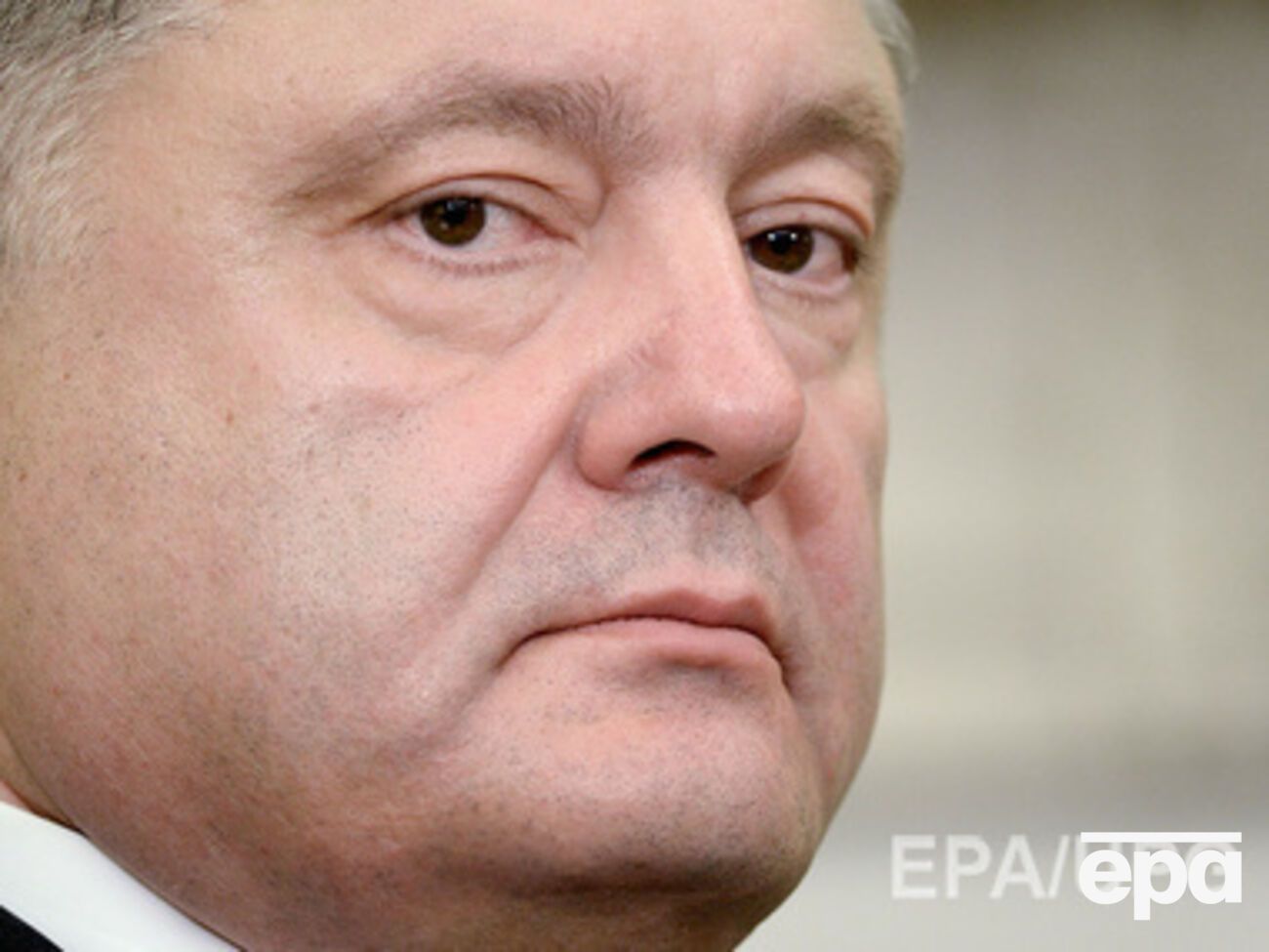 Порошенко приказал люстрировать своих назначенцев