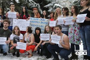 В Киеве прошла акция "Согрей солдата"