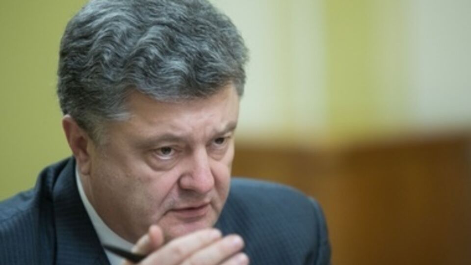 Порошенко хочет встретиться с новым президентом Румынии