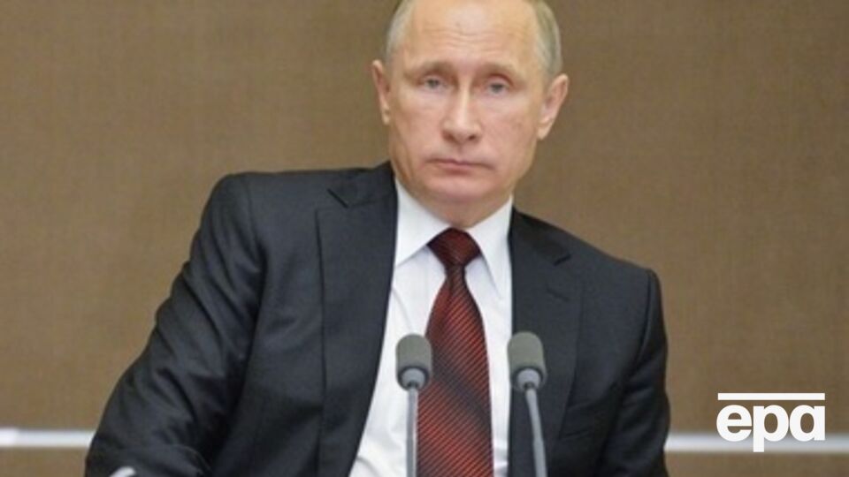 Путин запретил финансировать партии из-за рубежа