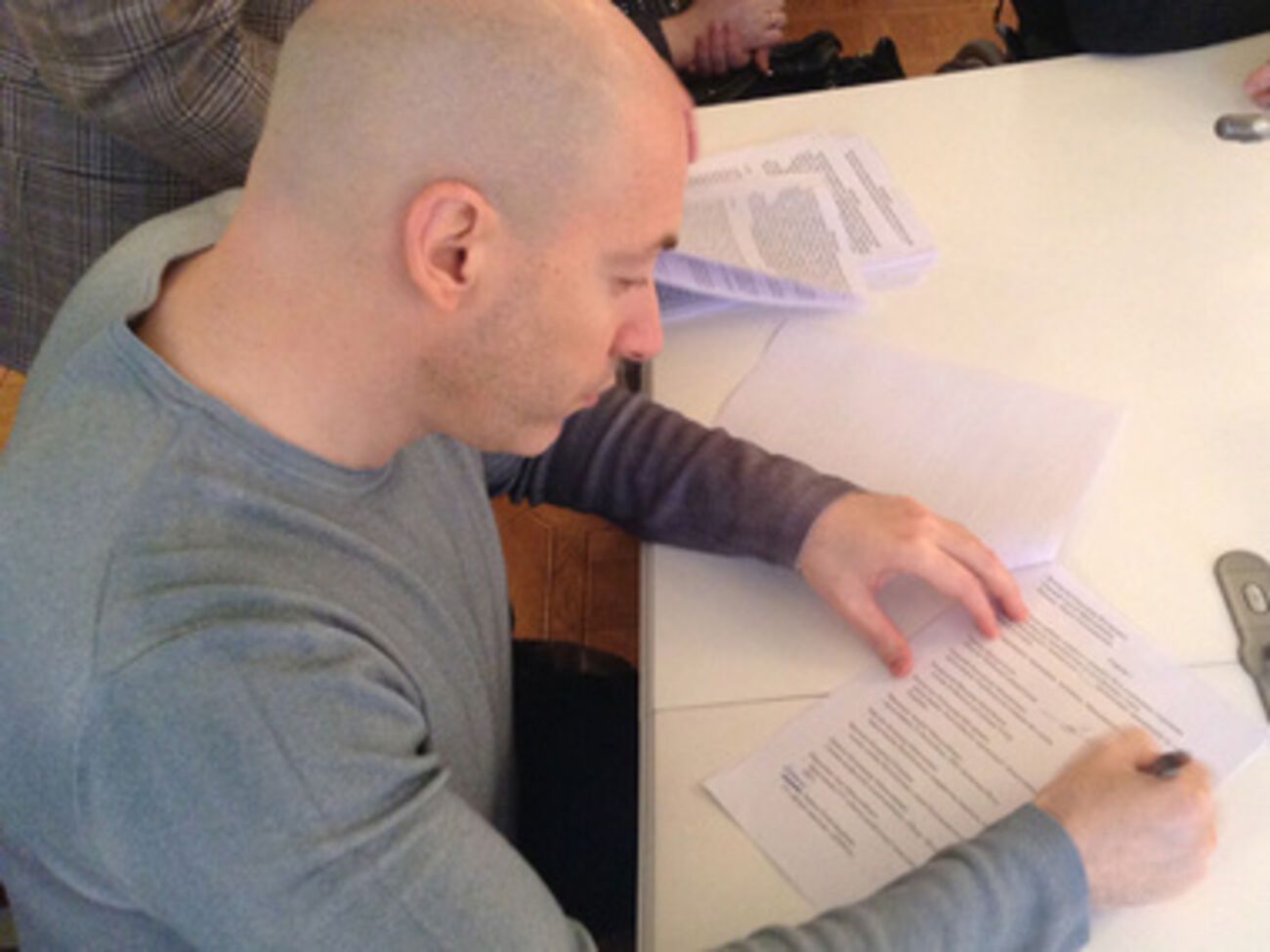 Депутат Дмитрий Гордон подписал Меморандум о запуске новой программы по обеспечению жильем инвалидов, многодетных семей, ветеранов Афганистана, чернобыльцев и участников АТО