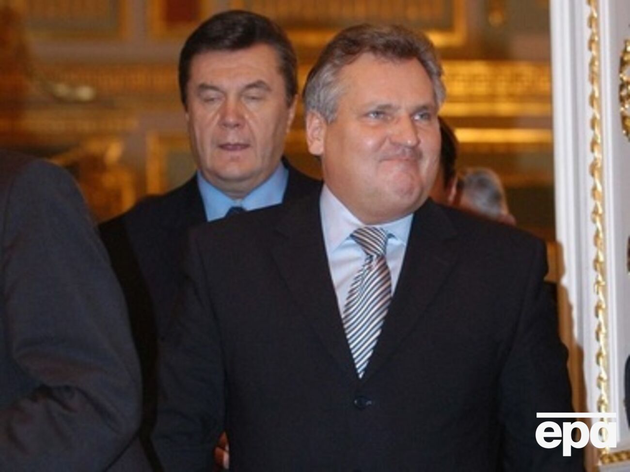 Der Spiegel: Квасьневский кричал в трубку: “Янукович не собирается ничего подписывать. Он мошенник и лжец!"