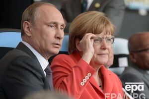 Последние девять месяцев Меркель пыталась установить контакт между Путиным и Западом