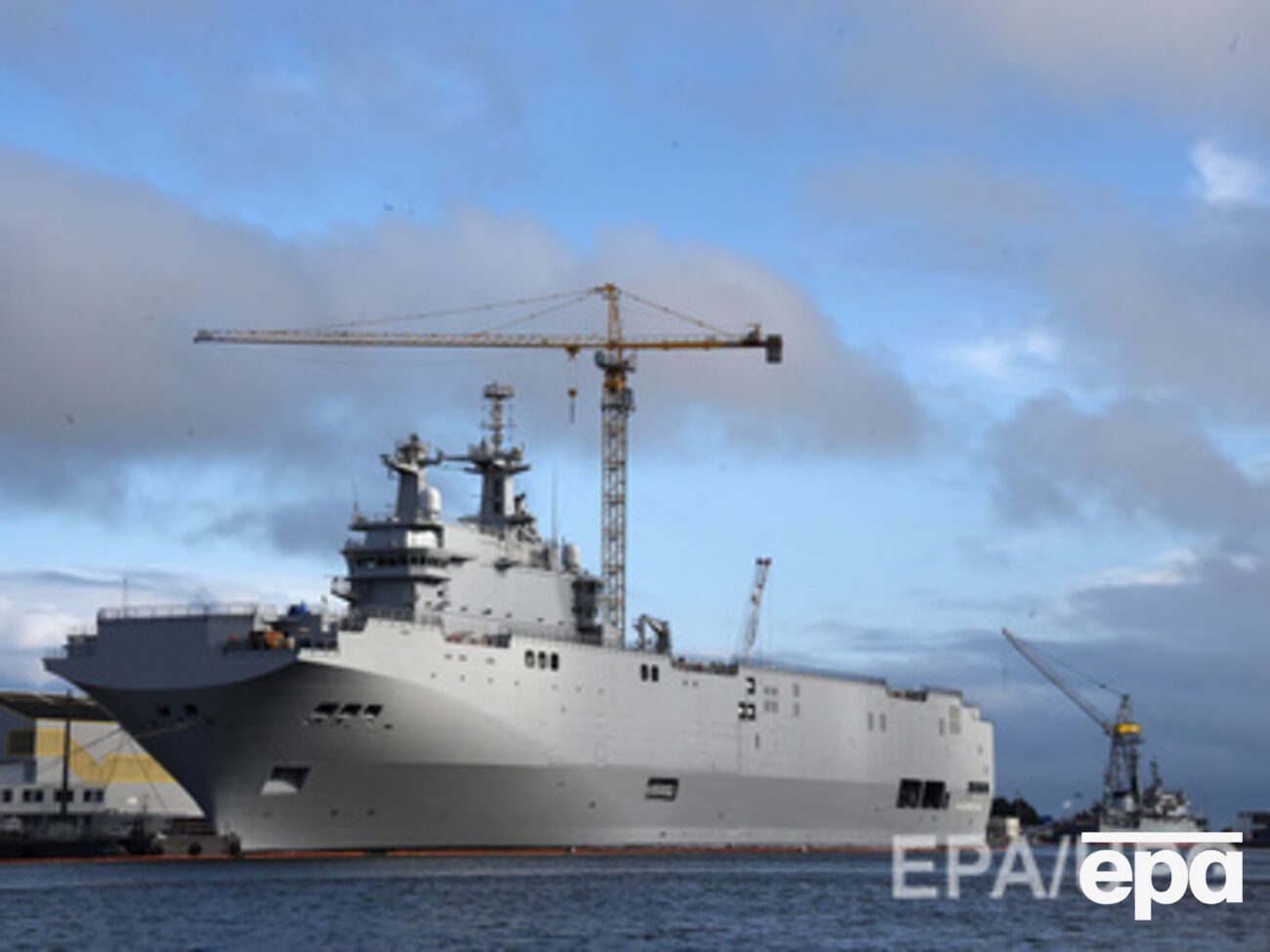 Первый корабль должен был поступить на вооружение российского флота в 2014 году