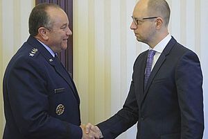 Яценюк встретился с Бридлавом