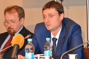 Владимир Улида (справа) занимал должность замминистра с марта 2014 года