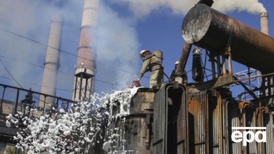 Несмотря на обстрел, ТЭС продолжает работать в аварийном режиме