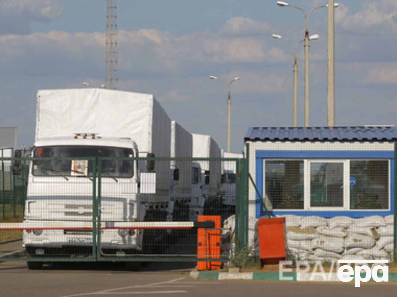 Госпогранслужба: Россия пока не выполнила правила, которые позволят им соблюсти все нормы при передаче гуманитарного груза на Донбасс