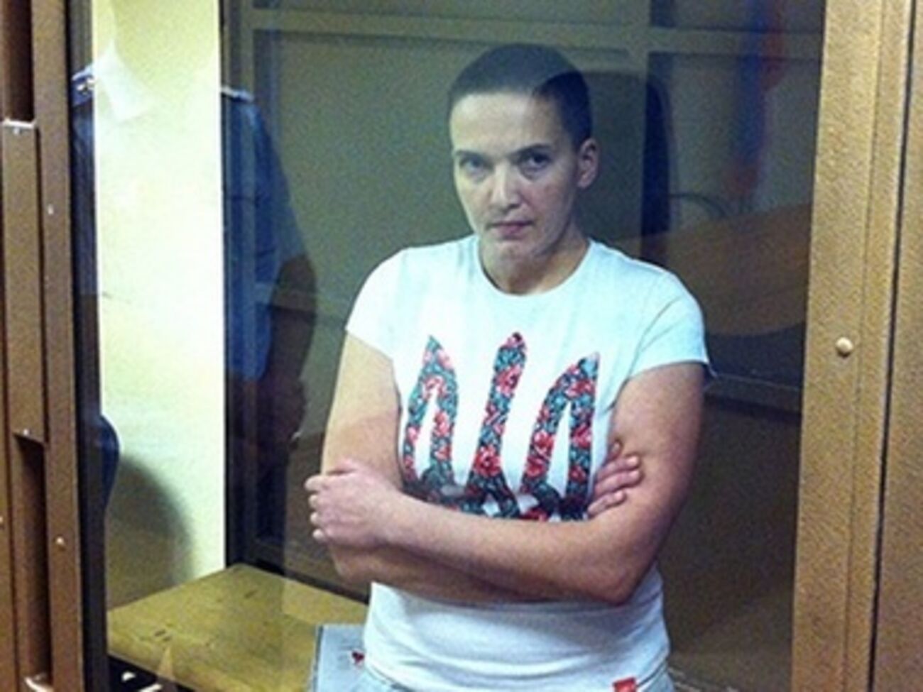 Надежда Савченко подписала присягу народного депутата в СИЗО