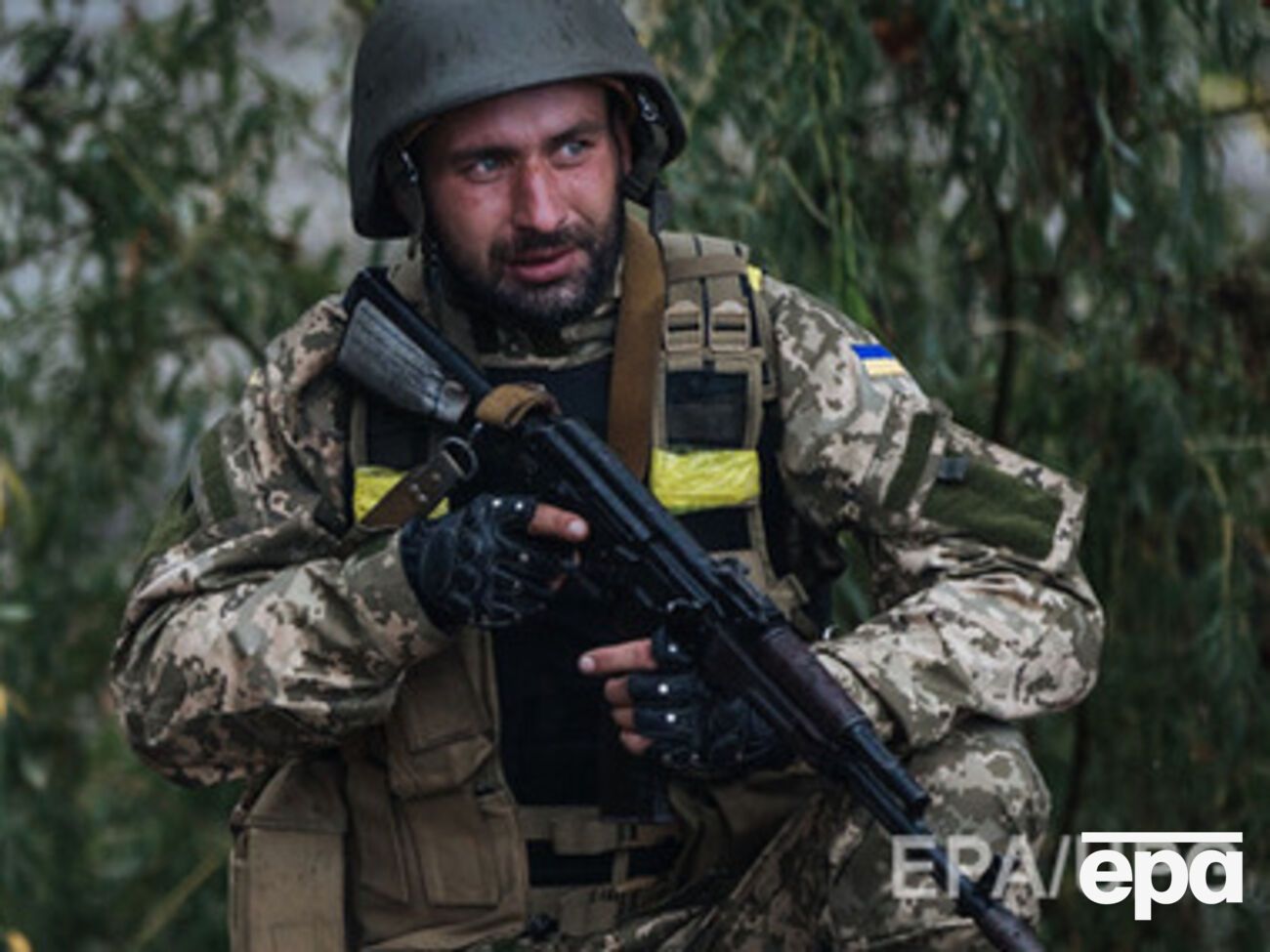 Украинские силовики активно противостоят пророссийским силам