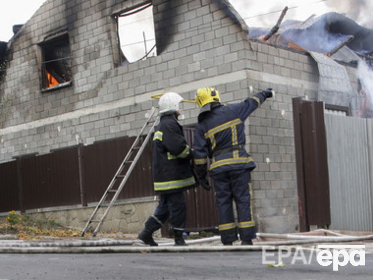 Террористы продолжают обстреливать населенные пункты Луганской области