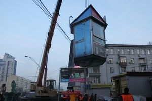 В некоторых случаях коммунальщики вынуждены привлекать столичных правоохранителей