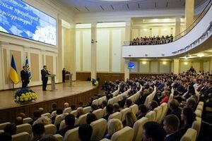 Петр Порошенко во время встречи с прокурорами