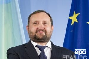 Арбузову вернули в распоряжение часть счетов