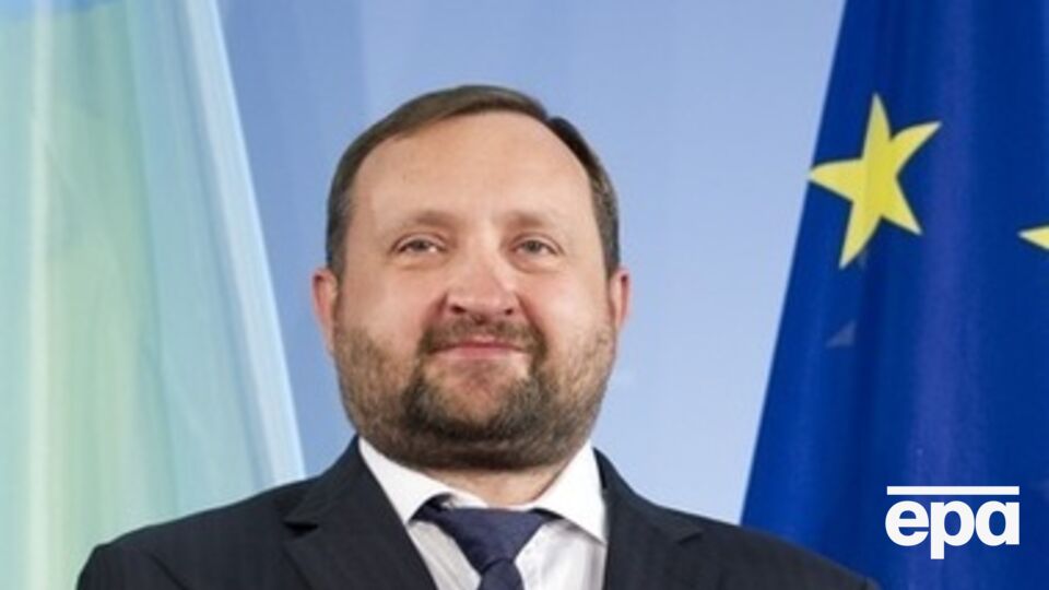 Арбузову вернули в распоряжение часть счетов