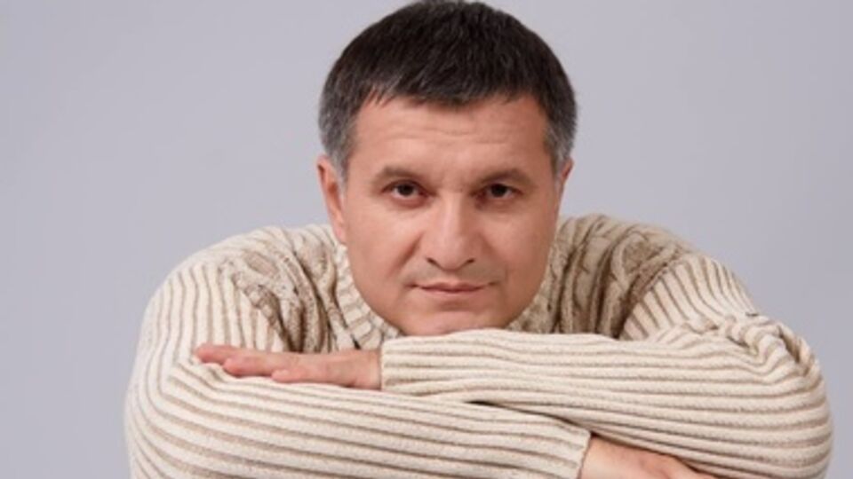 Армии не нужны деньги и сочувствие Лорак, заявил Аваков