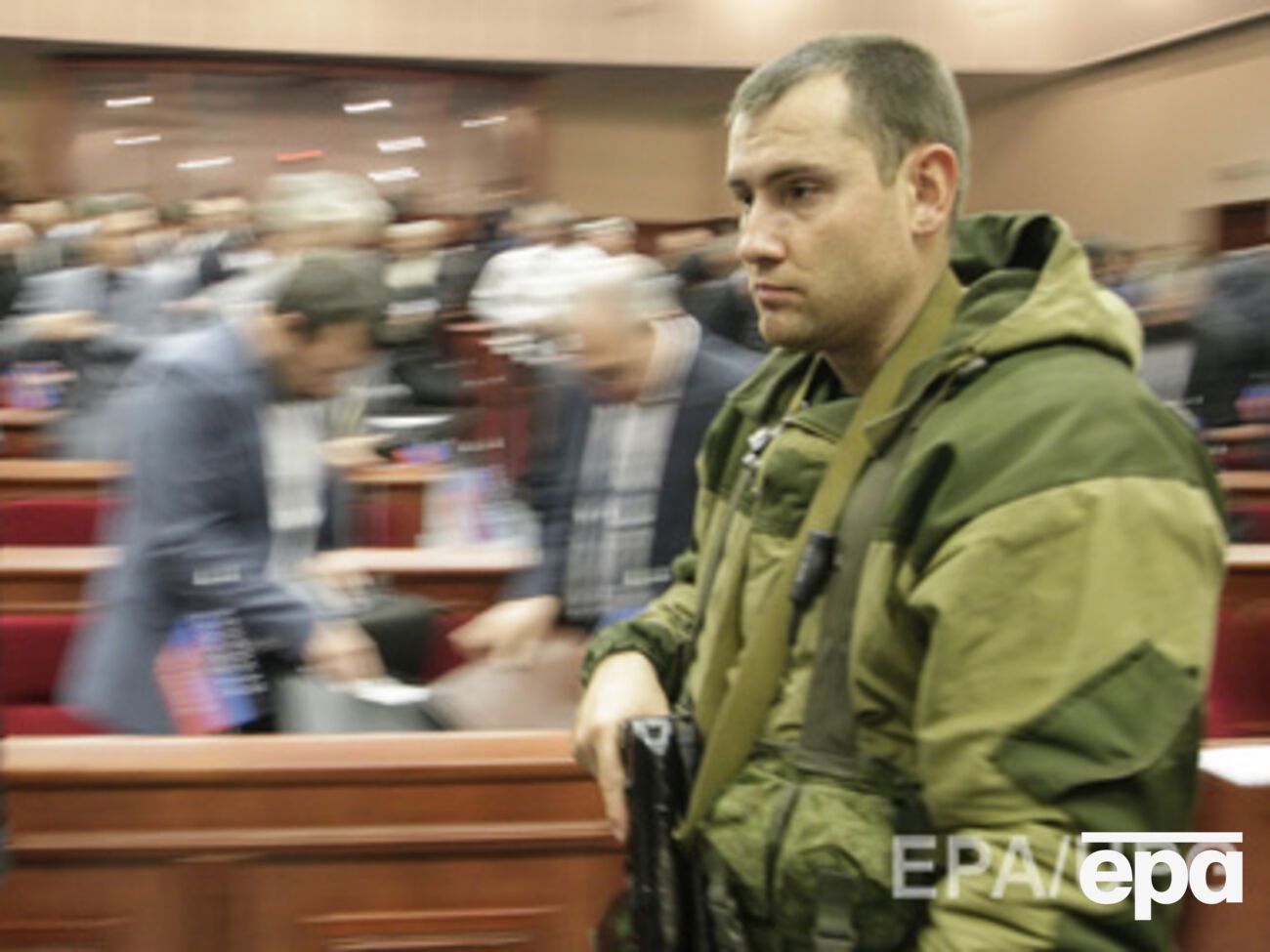 Террористы начали активно воевать друг с другом