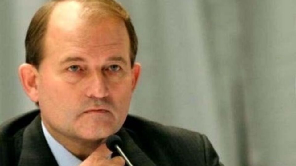 В августе Медведчук выиграл дело против Парубия в Печерском суде