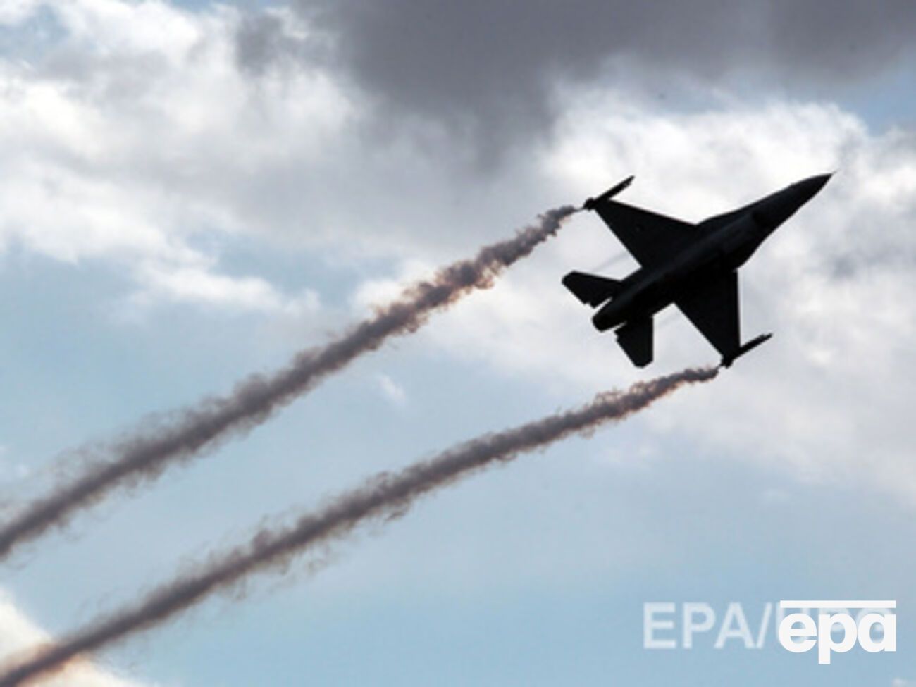 F-16 поднимались на перехват российского самолета-разведчика