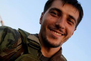 Гурняк занимался обеспечением "Айдара" в качестве волонтера, а летом 2014 года официально записался в батальон добровольцем