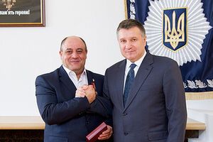 Медик-герой получил государственную награду