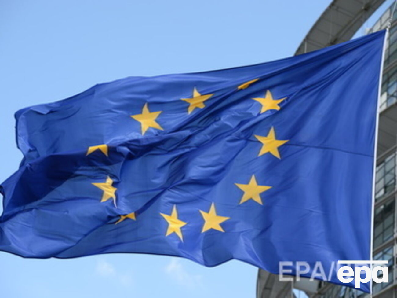 ЕС обещает проверить сообщения о российских войсках в Украине