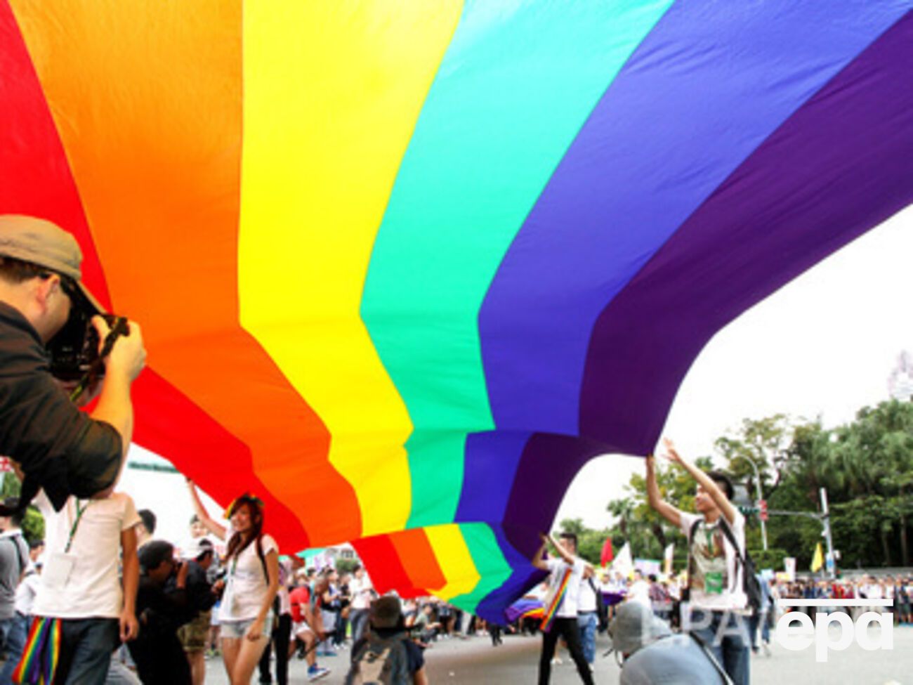 У Порошенко толерантно относятся к ЛГБТ