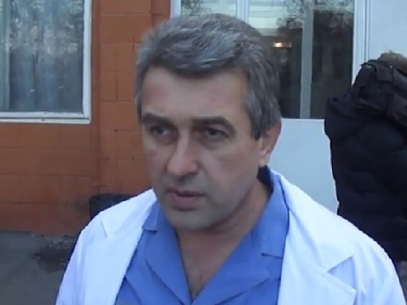 Собко: Военнослужащий получил ранения в шею и лопатку