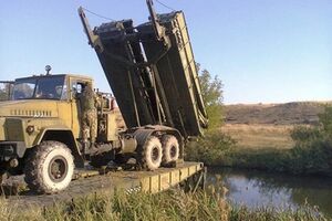 Военные инженеры отметили профессиональный праздник работой в зоне АТО. Фоторепортаж