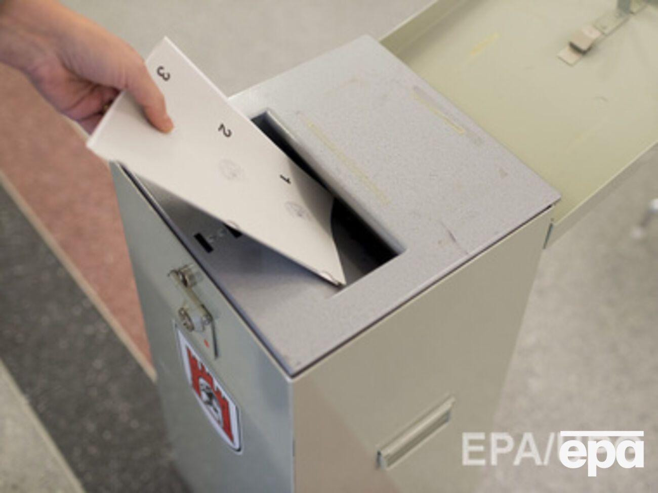 В Швейцарии проходит референдум