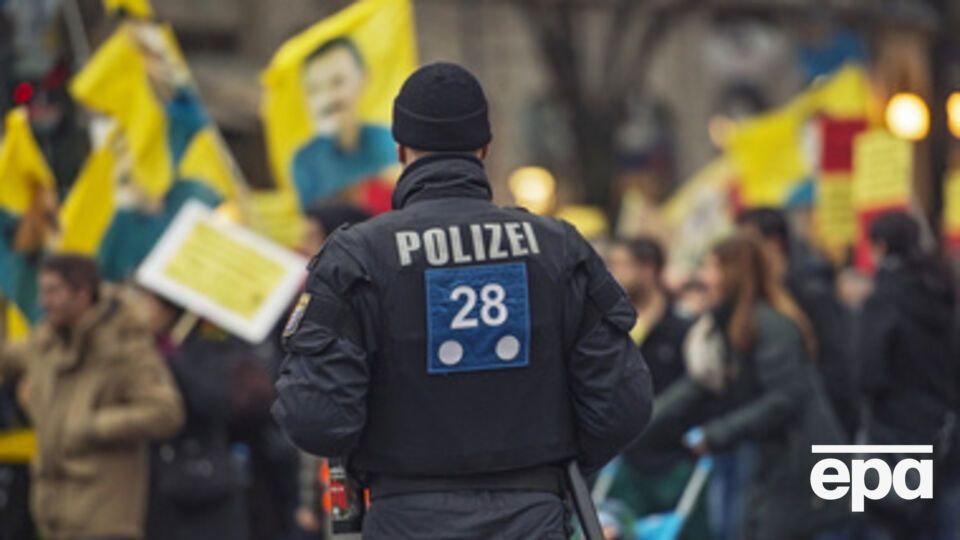 В Германии хотят облегчить работу полиции, высылая из страны преступников-иностранцев