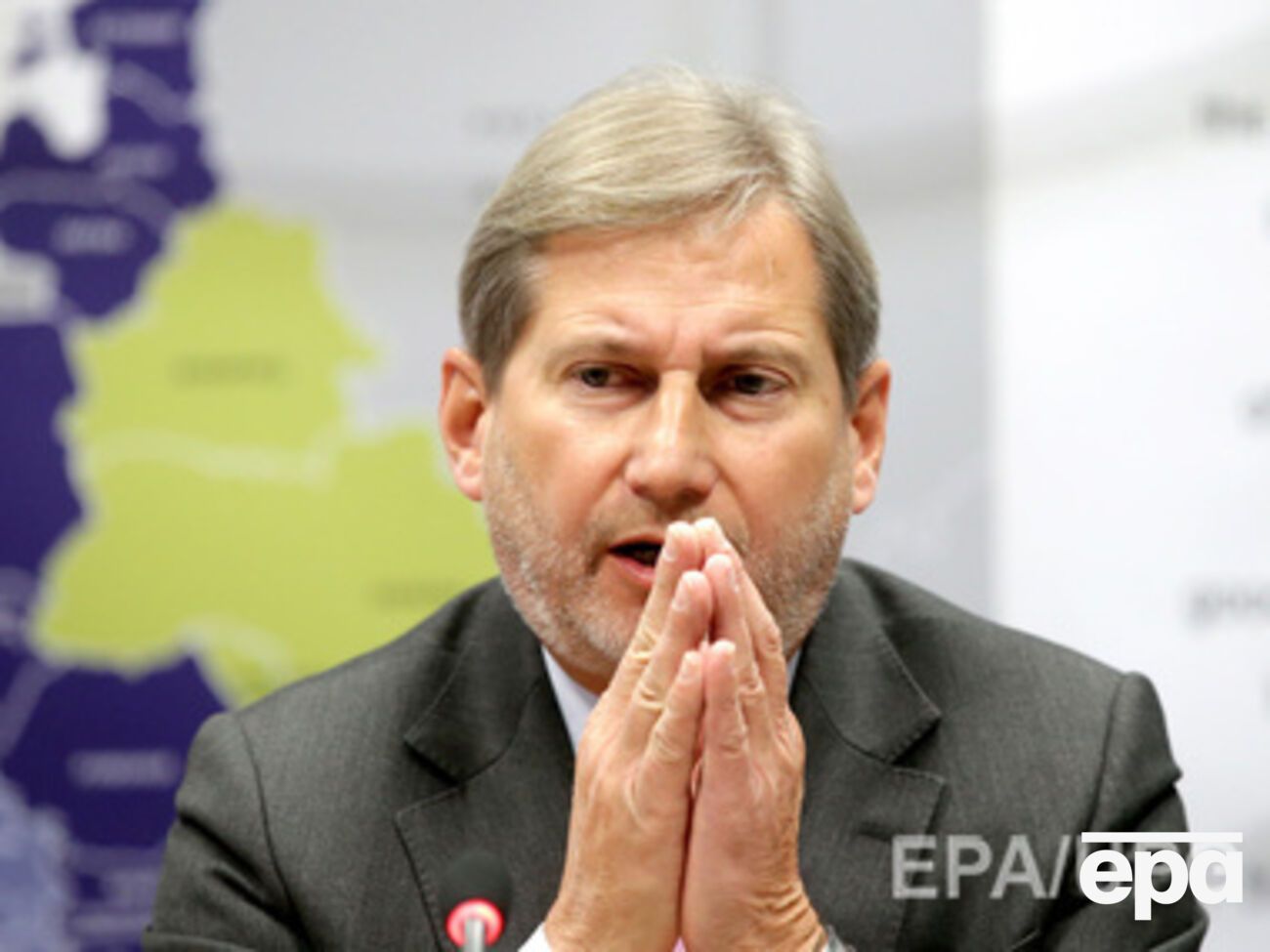 Йоханнес Хан считает, что Россия сама виновата в введении санкций