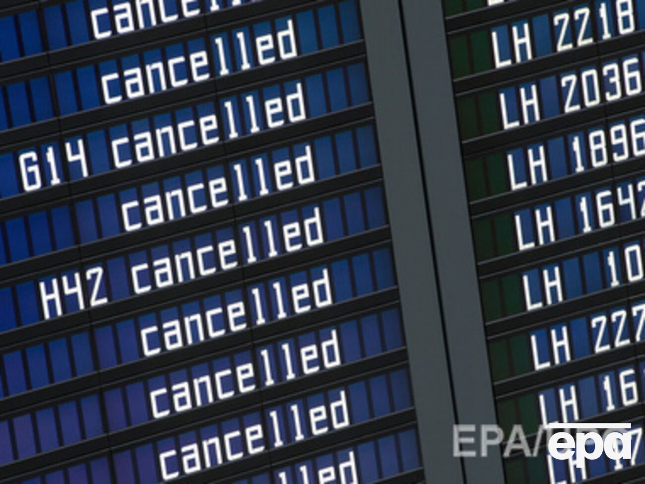 По причине забастовки часть рейсов будет отменена