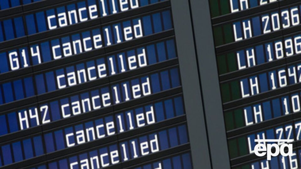 По причине забастовки часть рейсов будет отменена