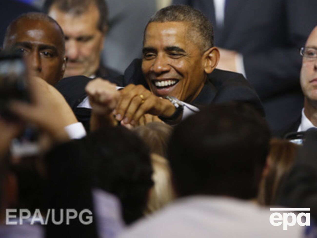 Меньше половины американцев считают, что президенту Обаме можно доверять в кризисной ситуации