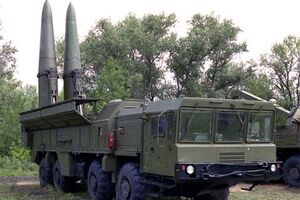 Ракетный комплекс "Искандер" может нести ядерные заряды