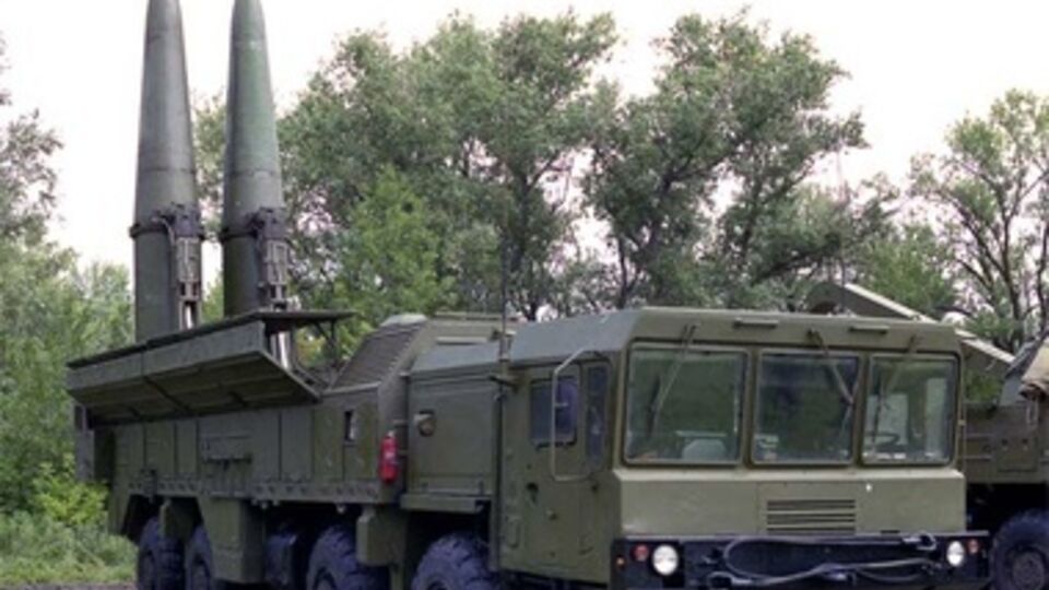 Ракетный комплекс "Искандер" может нести ядерные заряды