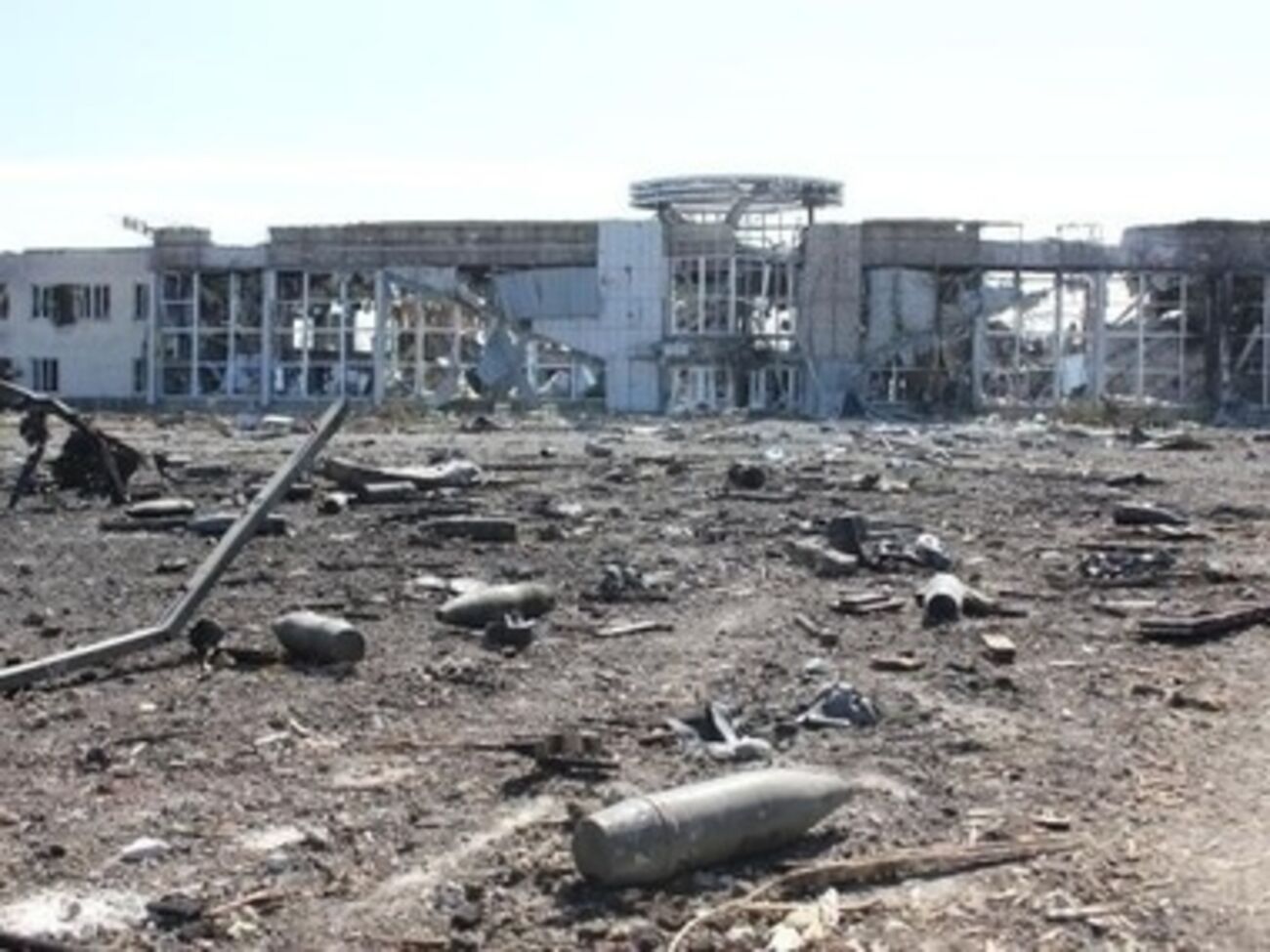 Украина с Россией хотят договориться о прекращении огня в донецком аэропорту