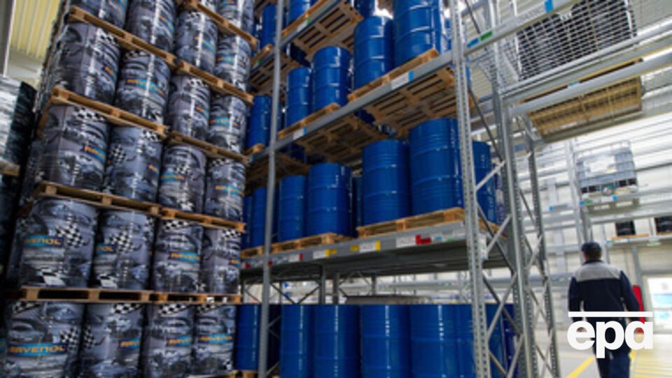 Цены на нефть являются минимальными за последние два года