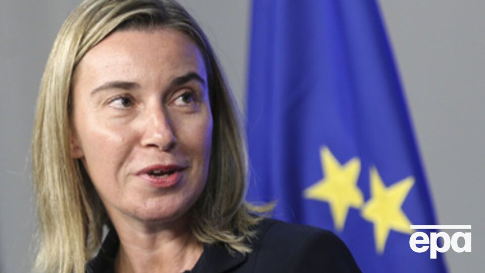 ЕС рассматривает усиление санкций против РФ, заявила Могерини