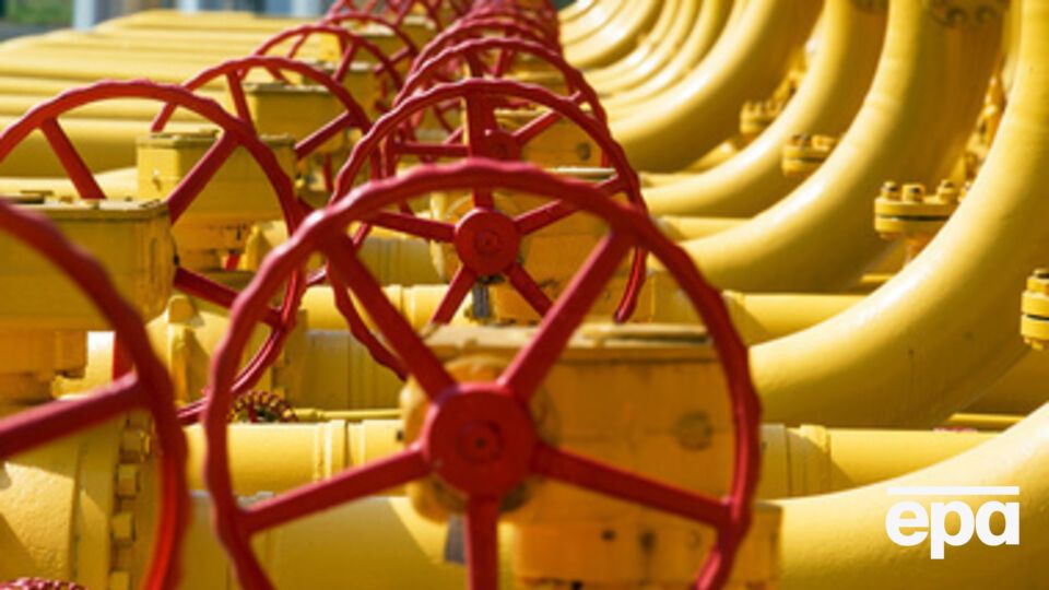 Украина начала расплачиваться за газ