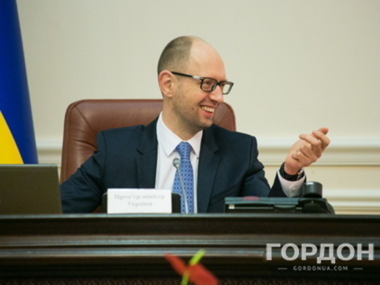 Яценюк обещает, что за поставленные ресурсы жители Донбасса рассчитаются после освобождения территорий