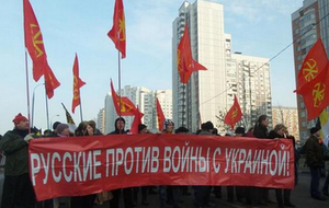 Один из трех "Русских маршей", который вчера состоялся в Москве, выступал против войны с Украиной