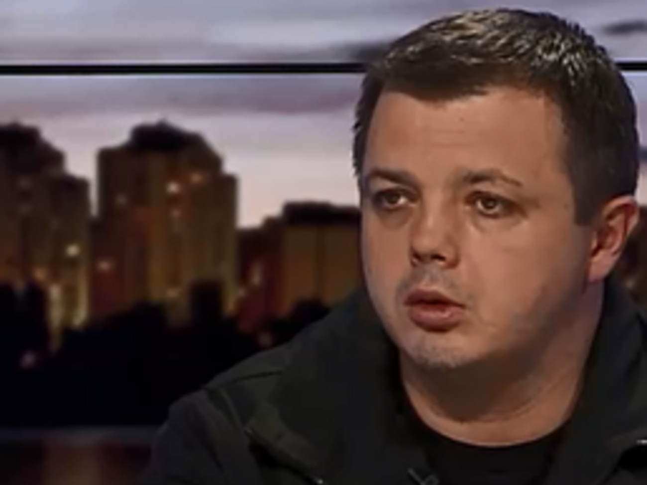 Семенченко: Добровольцев используют для разных пропагандистских шоу